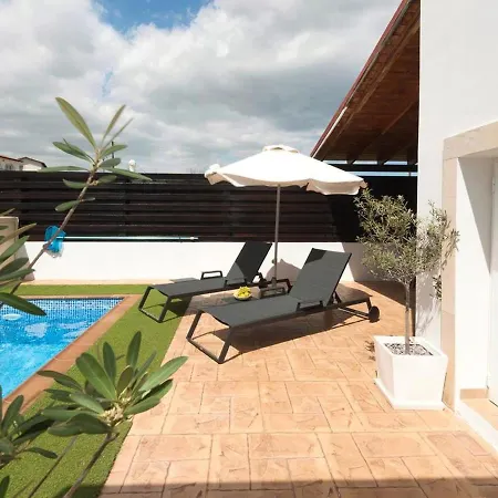 Pekat1 Villa